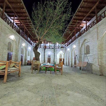 Umar Hotel In The Old City บูคารา ภายนอก รูปภาพ