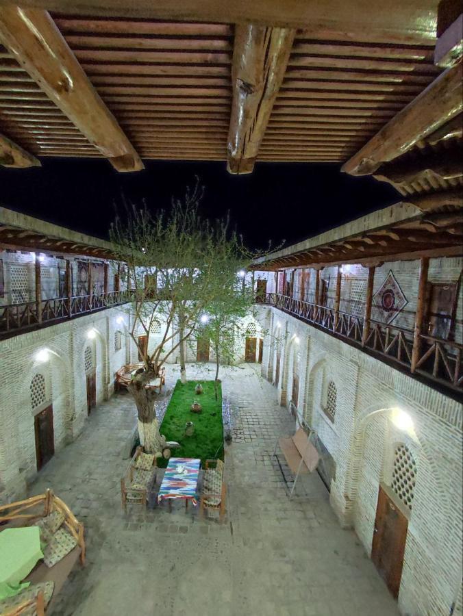 Umar Hotel In The Old City บูคารา ภายนอก รูปภาพ